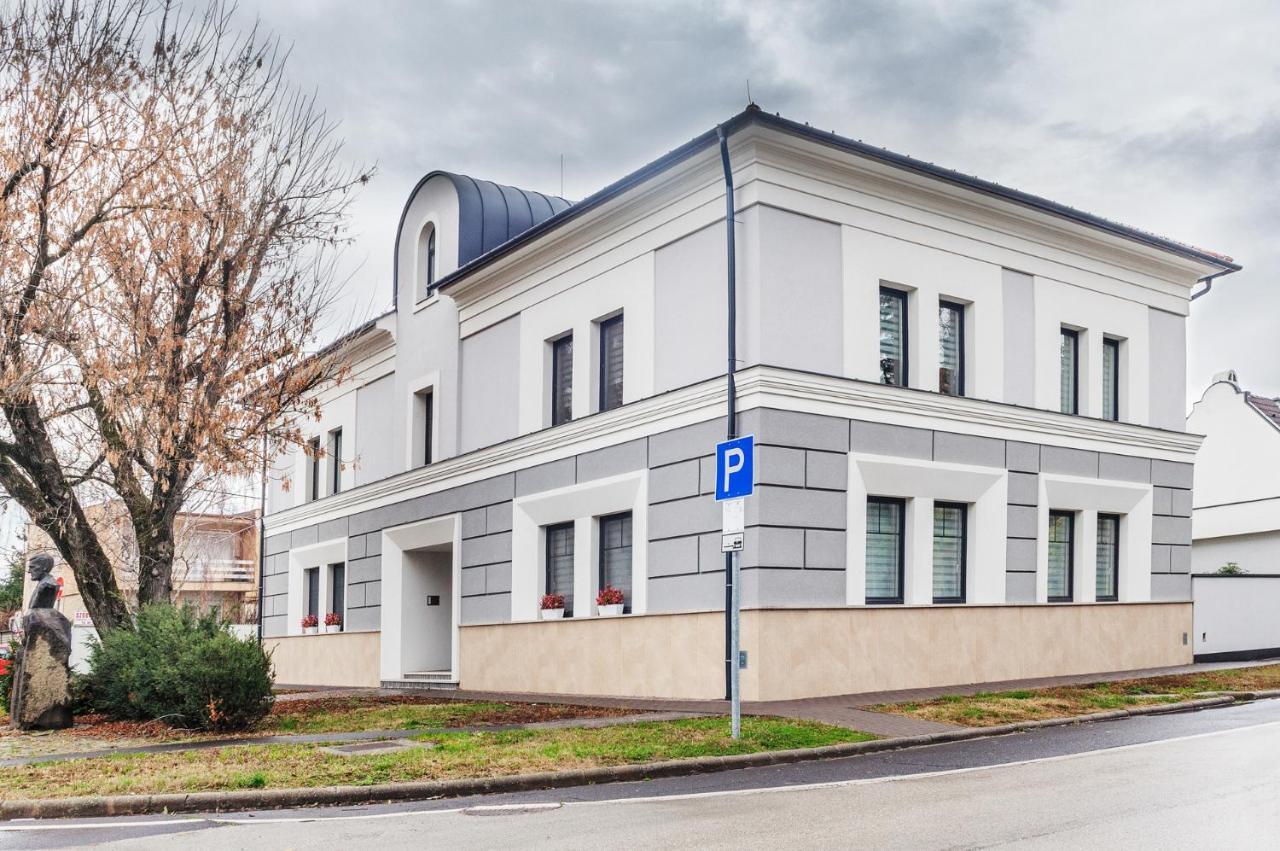 Apartment Corso Lux Gyula
